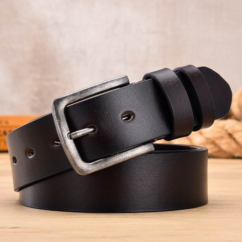 Classic pin buckle belt design