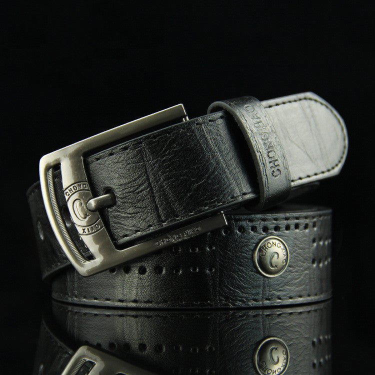 Men’s rugged black leather belt